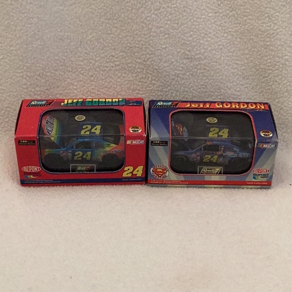 NASCAR Jeff Gordon #24 Chevrolet ~ 1:64 Diecast ~ Revell Collection ~Superman
